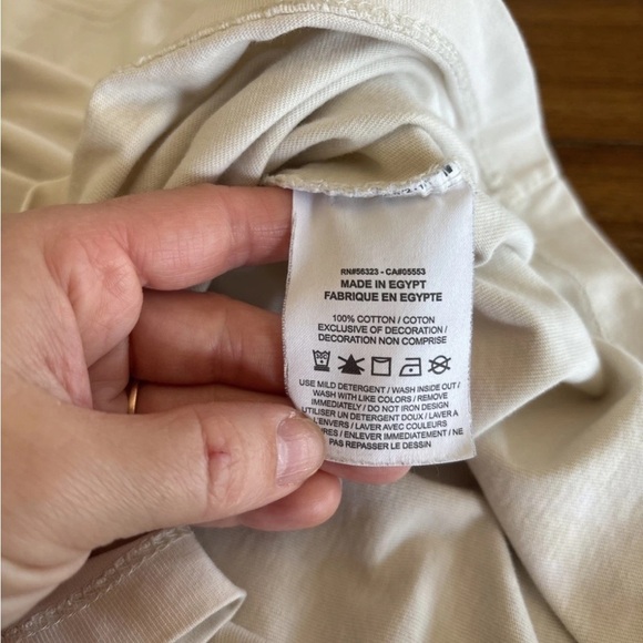 Nike Tee Men's Tshirt Mushroom Logo Beige Size Medium With Flaw - Picture 11 of 13